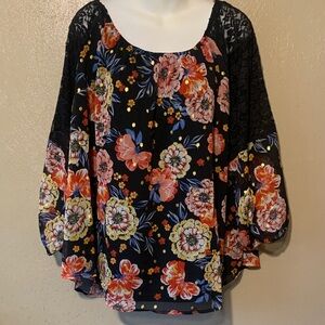 Adrienne Vittadini 3X NWT Black Floral Blouse with Lace Sleeves